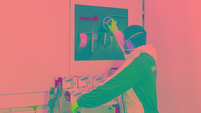 Finixa SAB 50 Klett-Wandtafel für Schleifutensilien